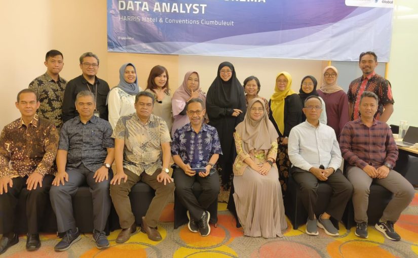 DOSEN PRODI PERPUSINFO FIP UPI TINGKATKAN KOMPETENSI DI BIDANG TIK MELALUI PELATIHAN BERSERTIFIKAT