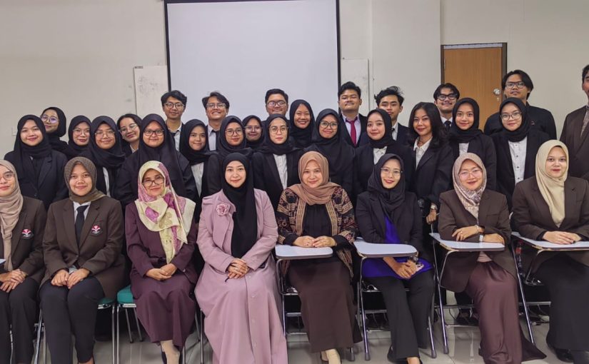 MAHASISWA PRODI PERPUSINFO FIP UPI SUKSES MELALUI UJIAN SIDANG SKRIPSI