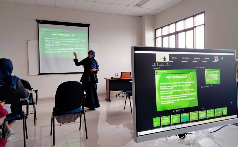 HYBRID LEARNING MATA KULIAH KURPEM PERPUSTAKAAN