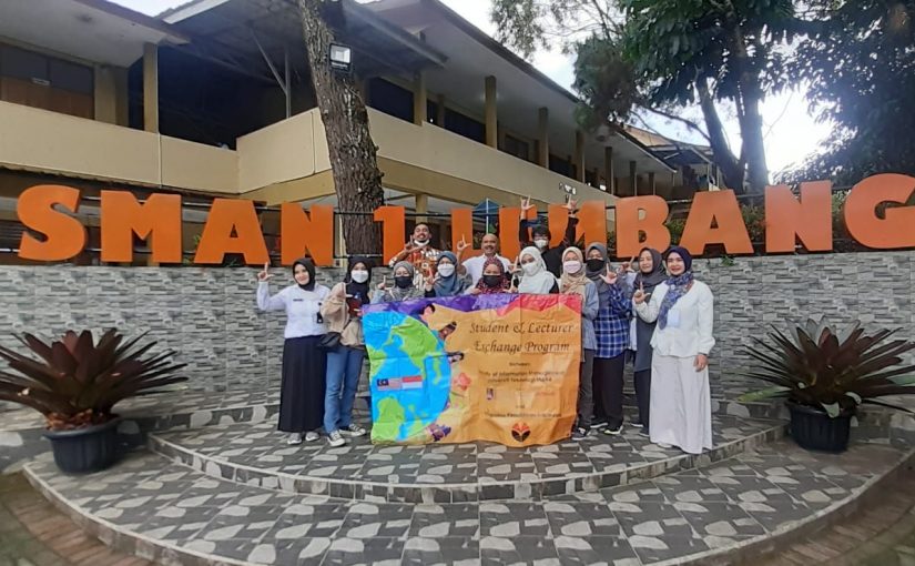 KUNJUNGAN PROGRAM PERTUKARAN KE PERPUSTAKAAN